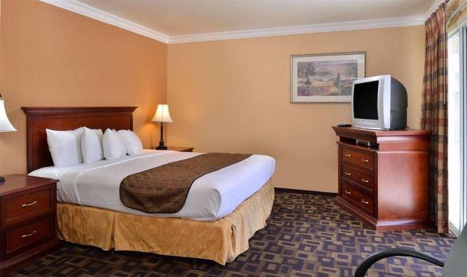 Torch Lite Inn Room