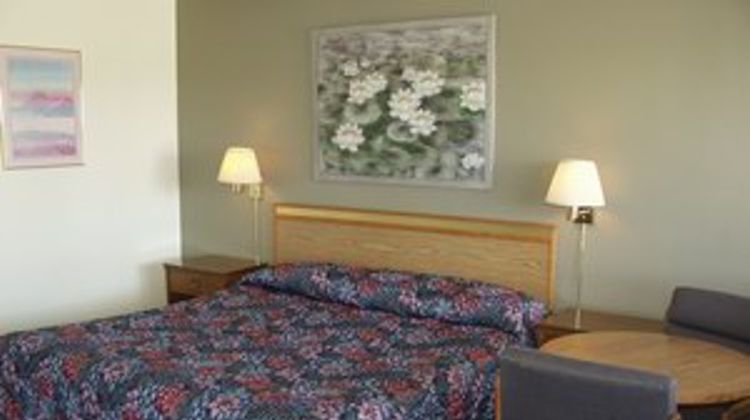 Americas Best Value Inn - Red Bluff Room