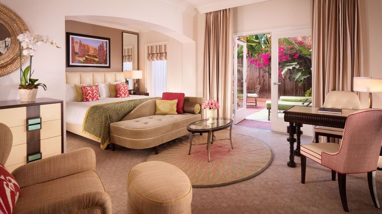 <b>The Beverly Hills Hotel Room</b> <b>The Beverly Hills Hotel Room</b>