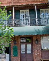 City Hotel