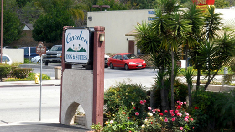 Garden Inn & Suites Exterior