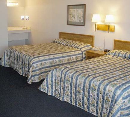 Garden Inn & Suites Room