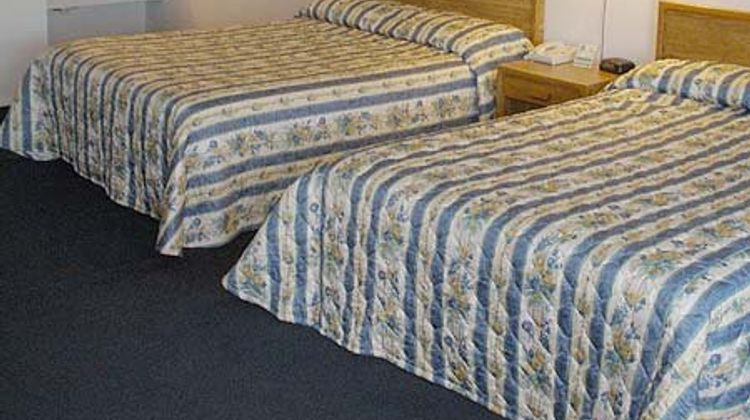 Garden Inn & Suites Room