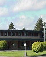 Curly Redwood Lodge
