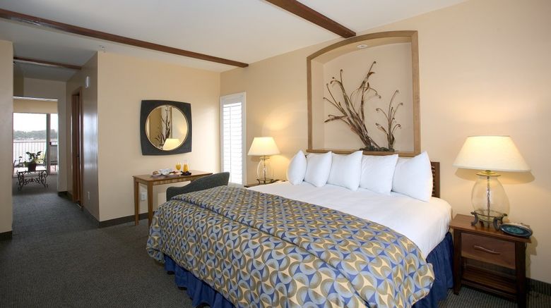 <b>The Dana on Mission Bay Hotel Suite</b> <b>The Dana on Mission Bay Hotel Suite</b>