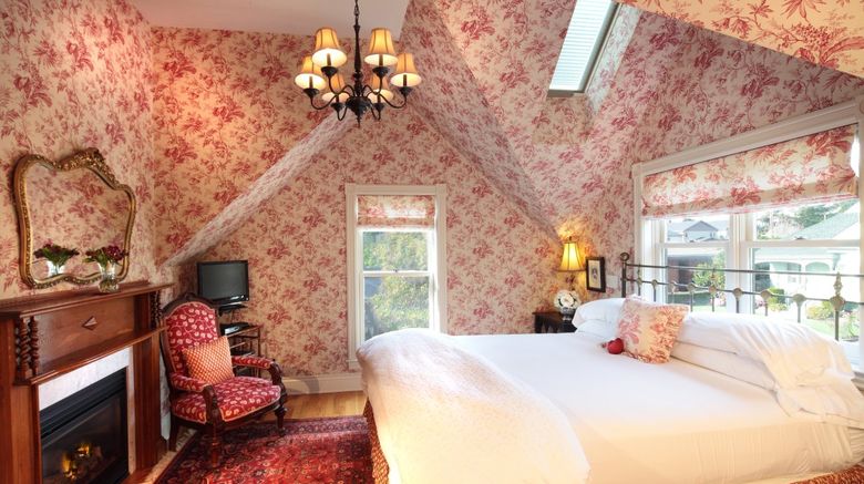 <b>Grape Leaf Inn Bed & Breakfast Room</b>