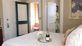 <b>Hotel St Helena Room</b>