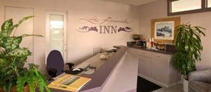 La Avenida Inn Lobby