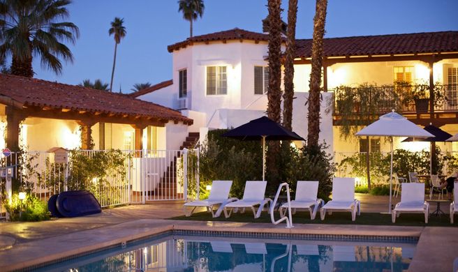 Alcazar Palm Springs Exterior