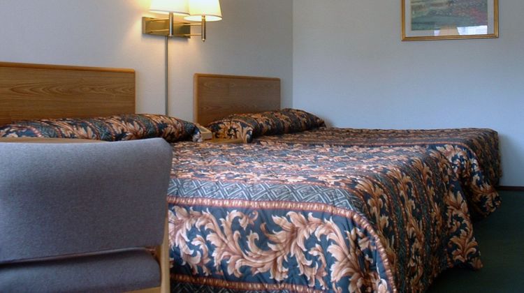 La Casa Inn Room