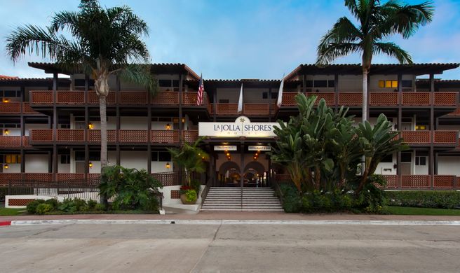 La Jolla Shores Hotel Exterior