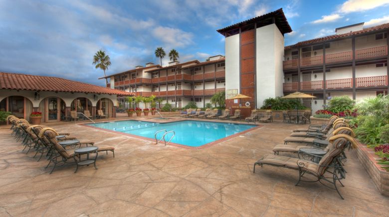 <b>La Jolla Shores Hotel Pool</b>