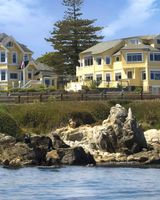 Seven Gables Inn