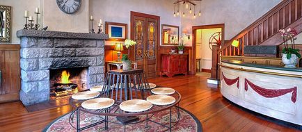 Sonoma Hotel Lobby