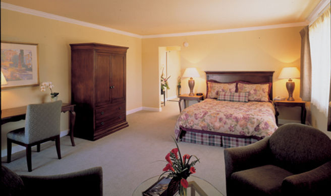 Stanford Terrace Inn Room