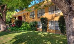 Days Inn by Wyndham Mountain View