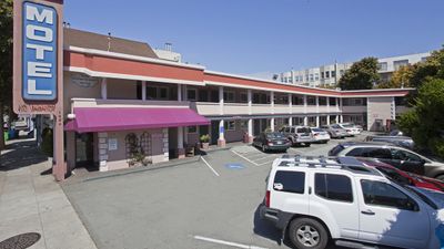 Town House Motel