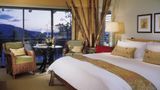 Tradewinds Carmel Room