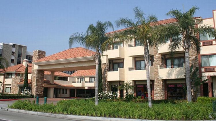 Tropicana Inn & Suites Exterior