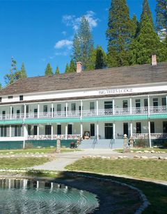 Big Trees Lodge
