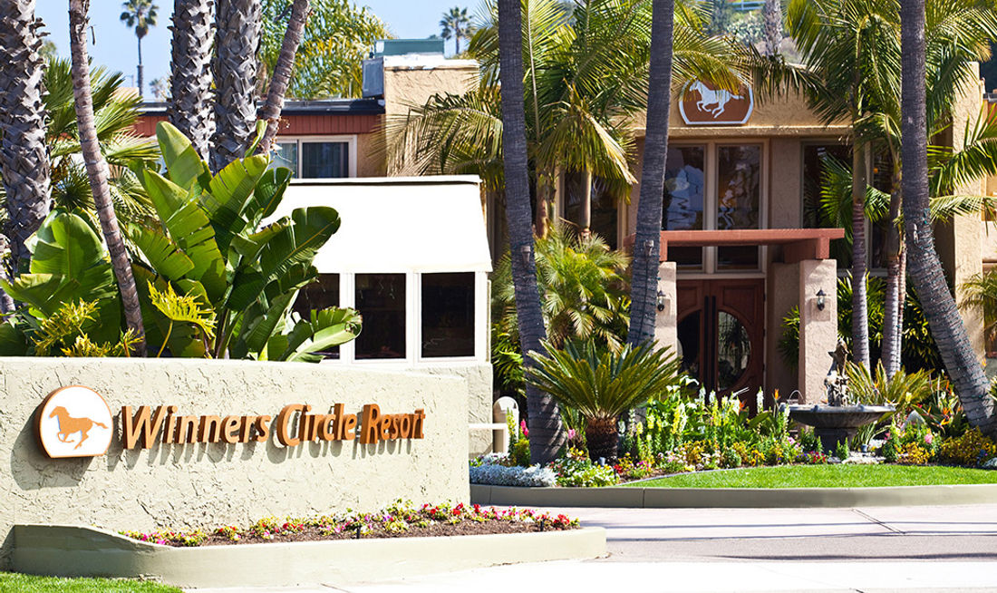 Winners Circle Resort Exterior