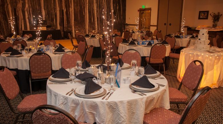 <b>Antlers At Vail Banquet</b>