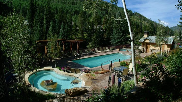 Antlers At Vail Pool