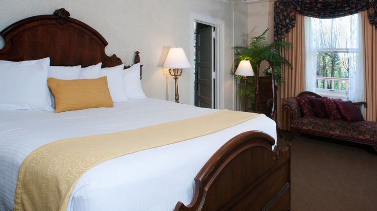 Hotel Colorado Room