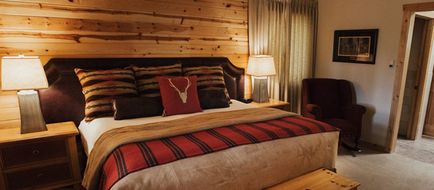 Lost Valley Ranch Room