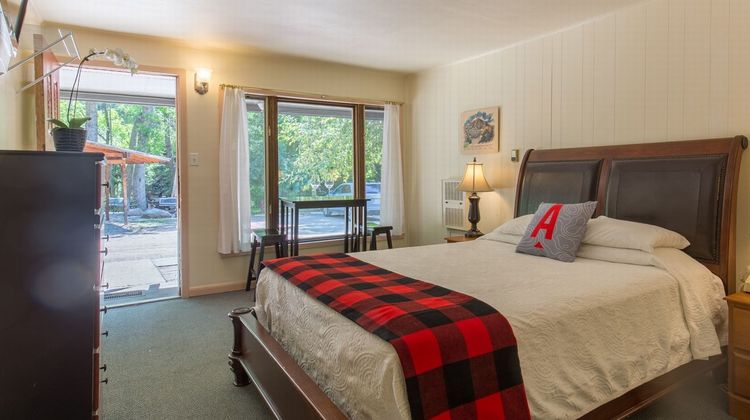 Boulder Adventure Lodge (A-Lodge) Room