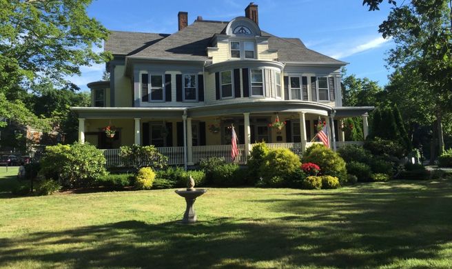 West Lane Inn Exterior
