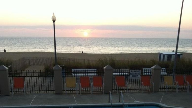 <b>Atlantic Sands Hotel Pool</b>