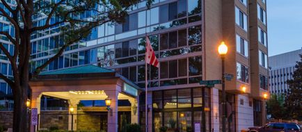 Beacon Hotel & Corporate Quarters Exterior