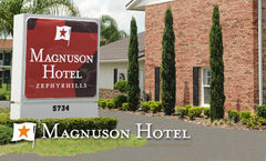 Roadstar Hotel Zephyrhills