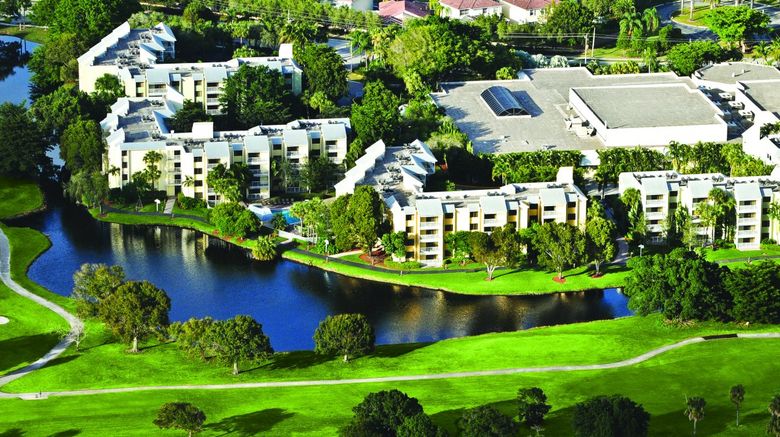 <b>Bonaventure Resort & Spa Exterior</b>
