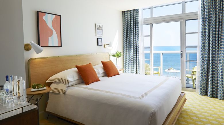 <b>Andaz Miami Beach Resort & Spa Room</b> <b>Andaz Miami Beach Resort & Spa Room</b>