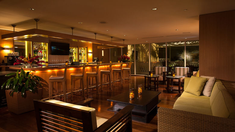 <b>Edgewater Beach Hotel Bar/Lounge</b>