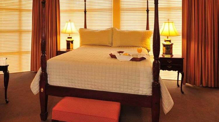 Governors Inn Suite
