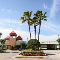 Seralago Hotel & Suites Maingate East