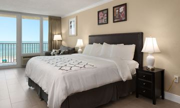 Island Inn Beach Resort