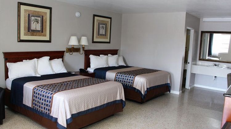 The Lion Inn Room