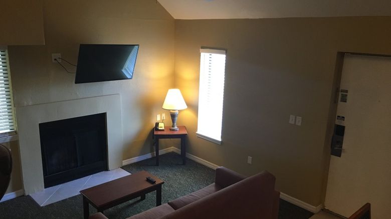 <b>Chase Suite Hotel Tampa Suite</b>