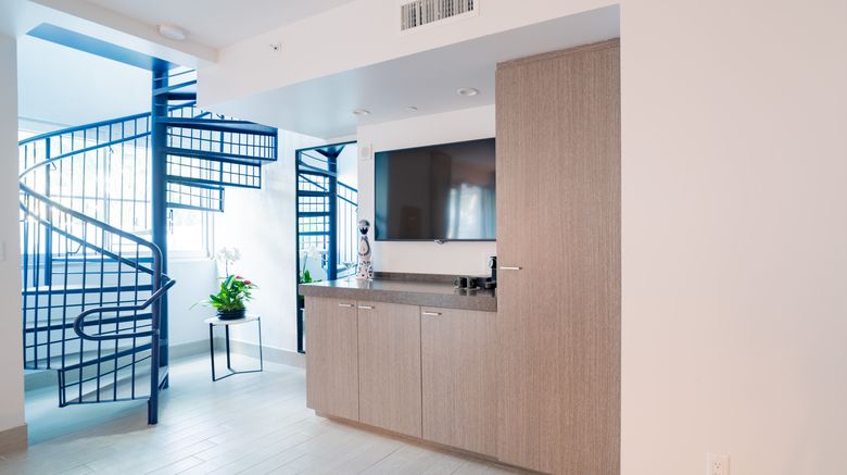 <b>Sagamore Hotel South Beach Suite</b> <b>Sagamore Hotel South Beach Suite</b>
