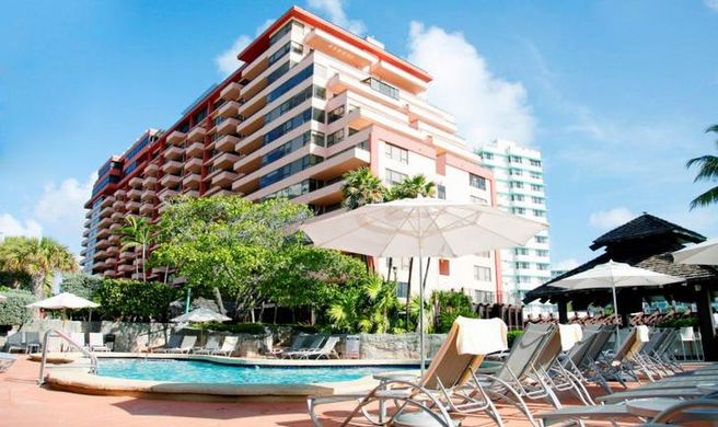 Alexander All Suite Oceanfront Resort Exterior