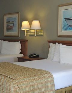 The Guest Lodge Gainesville Hotel