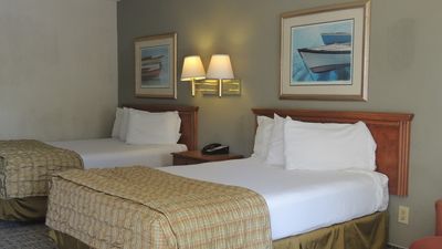 The Guest Lodge Gainesville Hotel