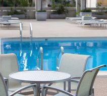 Ala Moana Hotel by Mantra Pool