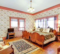 Manoa Valley Inn Room