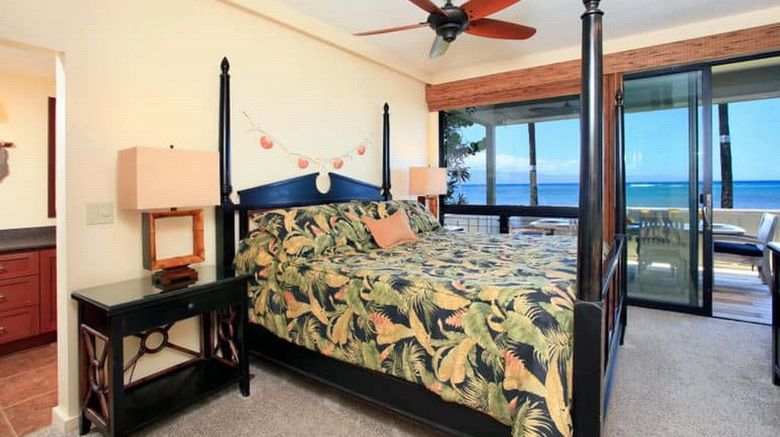 <b>Kahana Village Room</b>