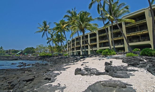 Castle Kona Bali Kai Exterior